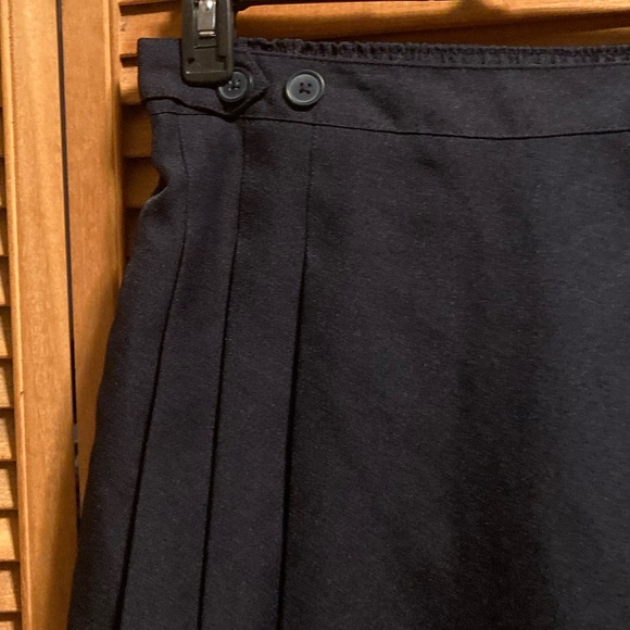 Chap Navy Blue Uniform Skirt - Picture 5 of 8